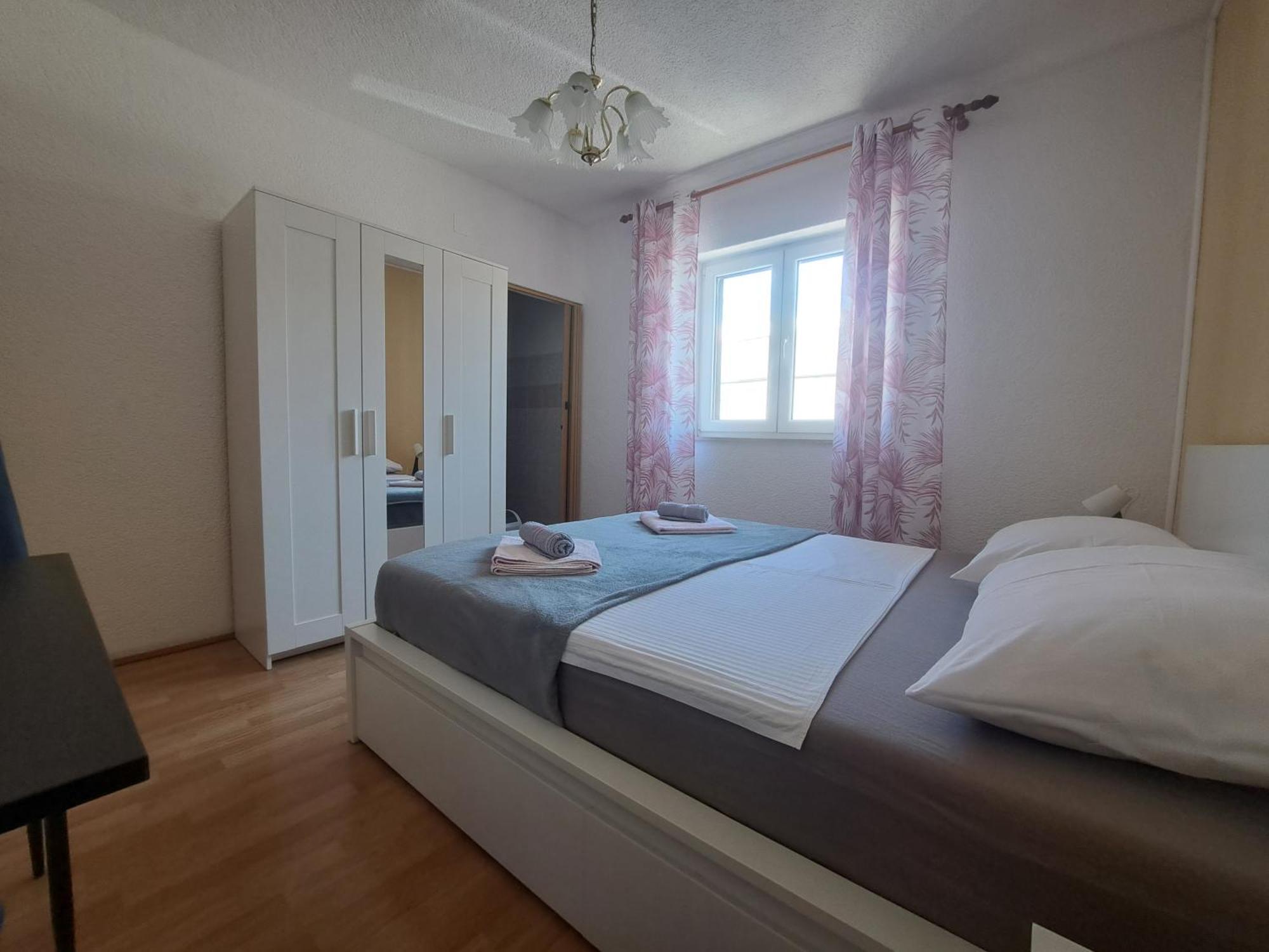 Guest House Angela Senj  Ngoại thất bức ảnh